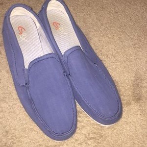 GBX casual loafers